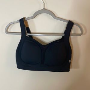 Lululemon sports bra black.